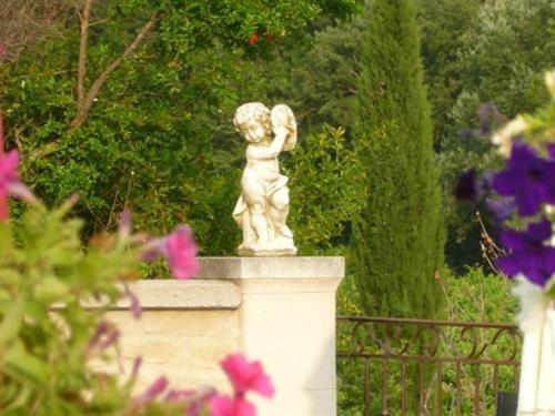 Domaine Saint Victor Hotel La Tour-d'Aigues Ngoại thất bức ảnh