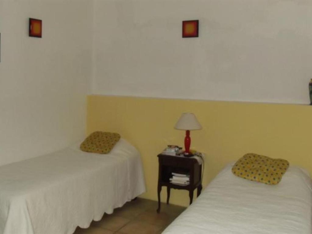 Domaine Saint Victor Hotel La Tour-d'Aigues Ngoại thất bức ảnh